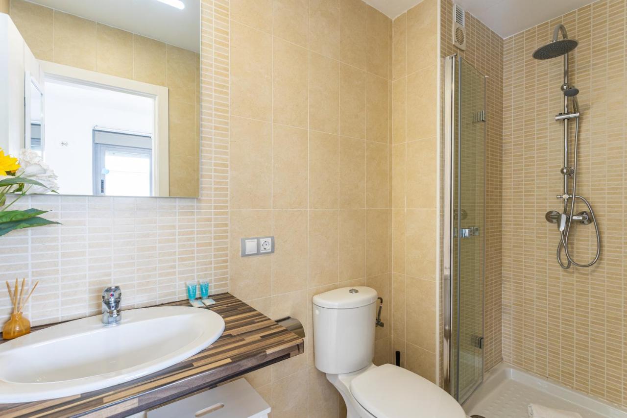 Holidays2Malaga Dos Aceras Apartman Kültér fotó